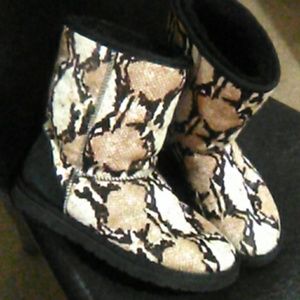 UGG exotic snake print calf hair